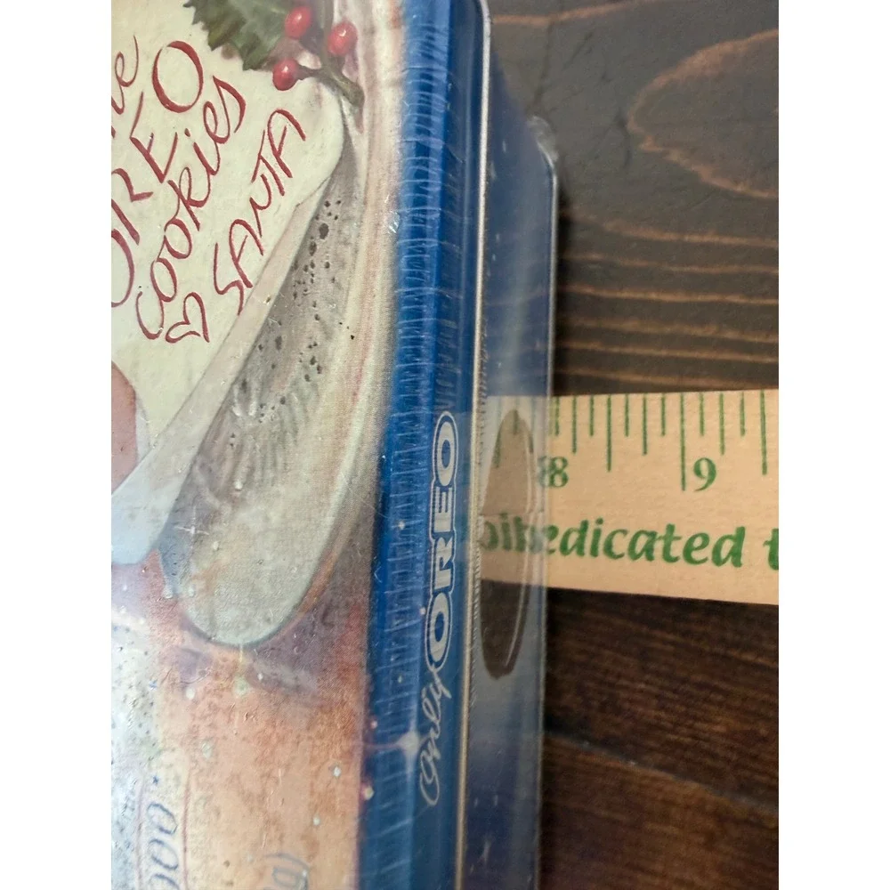Vintage Oreo Limited Edition 2000 Christmas Santa Collector Tin Factory Sealed